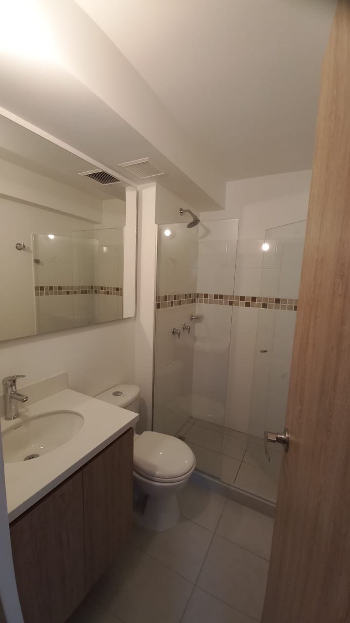 Imagen de WhatsApp 2025-04-11 a las 13.15.17_c9a69fbc