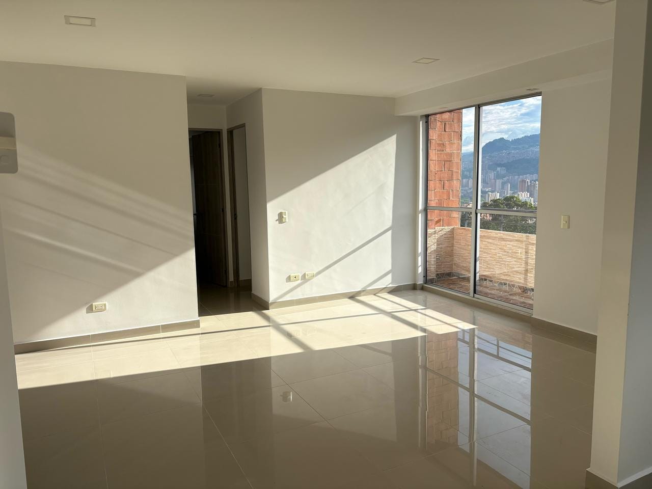 Imagen de WhatsApp 2025-04-28 a las 16.49.49_46c2f63e