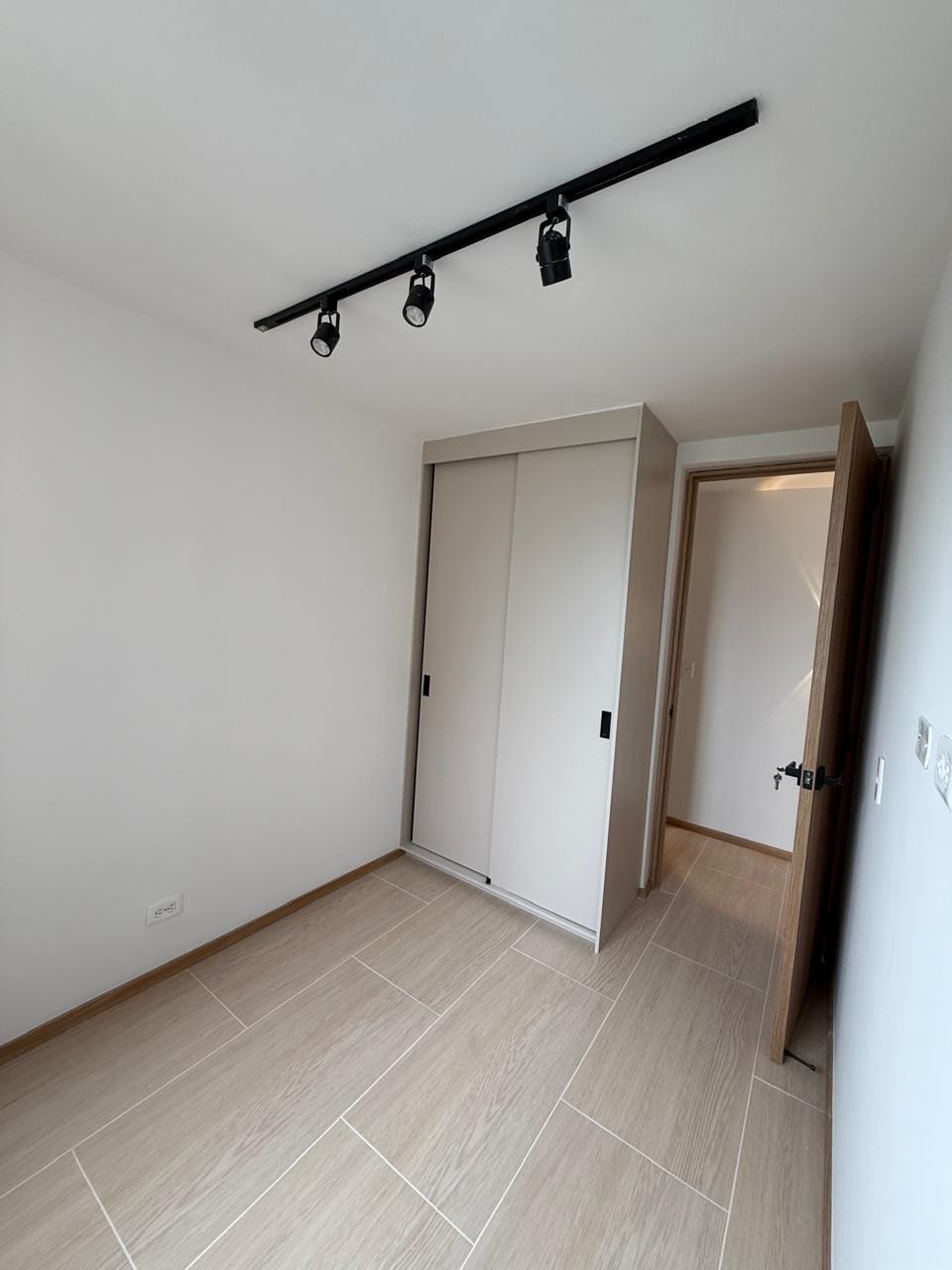 Imagen de WhatsApp 2025-05-07 a las 10.33.26_1fff24e8