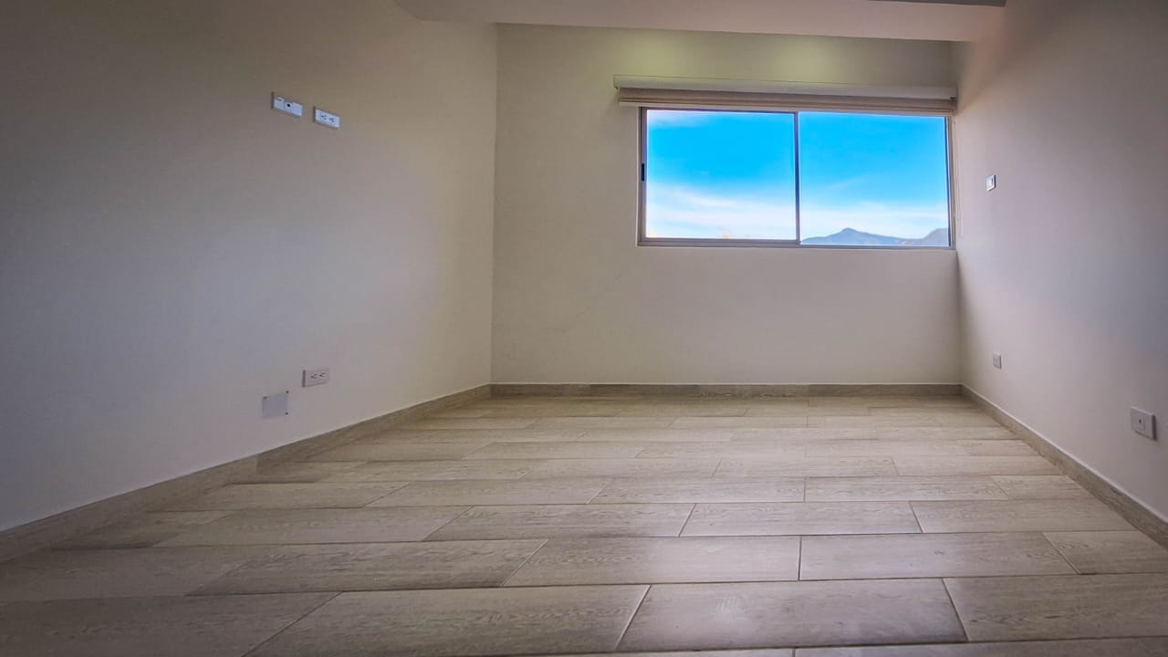 Imagen de WhatsApp 2025-05-05 a las 16.05.18_568e8796